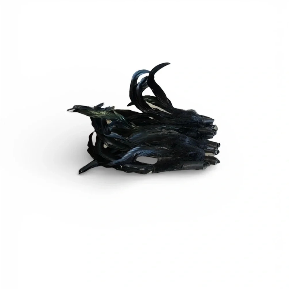 Handmade rooster feather cat toys that can be addicted to a string or separately